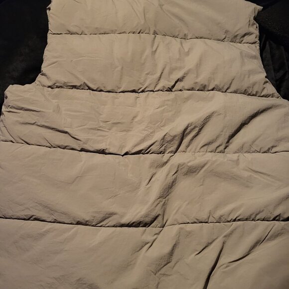 NWT Cotton On Mother Puffer Vest 2.0 - L/XL - dusty khaki/olive - Picture 5 of 5